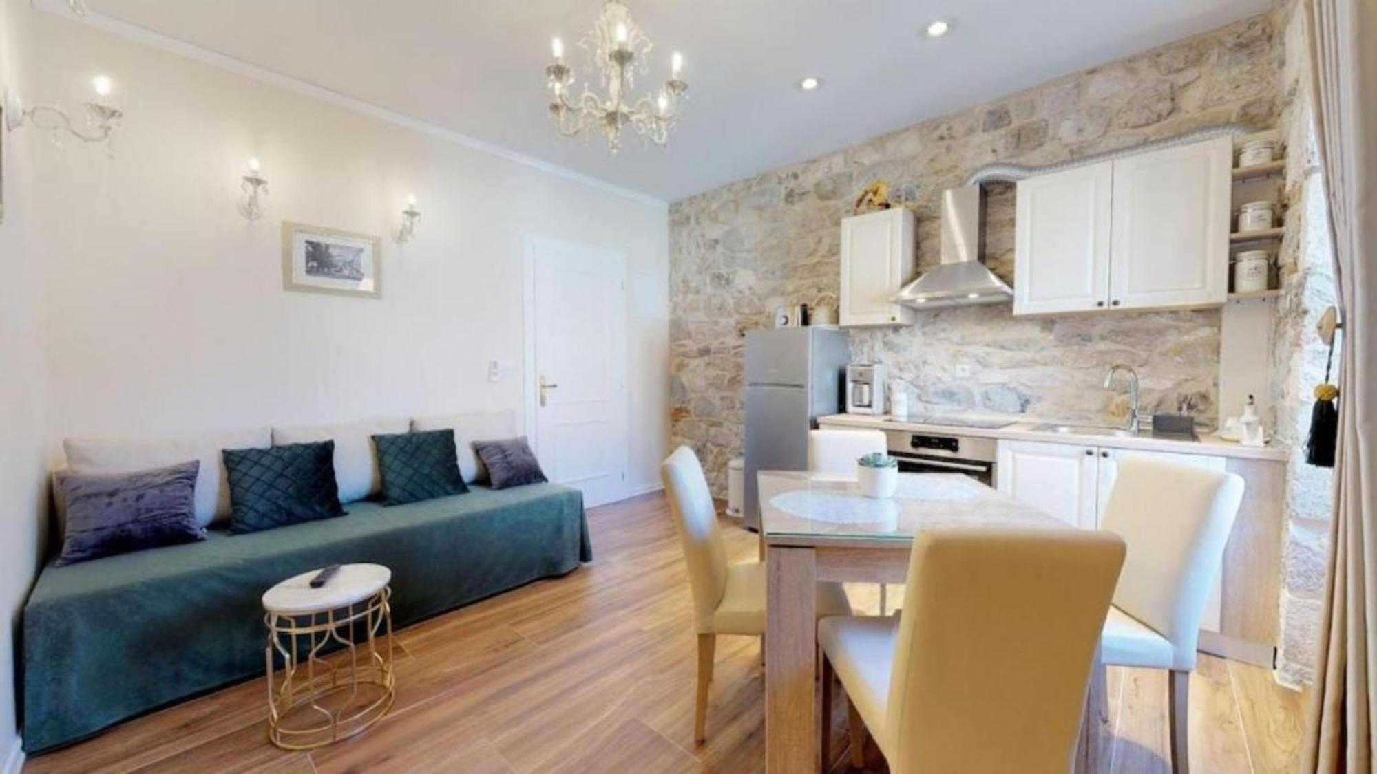 Chrysanta Apartments Split Eksteriør billede