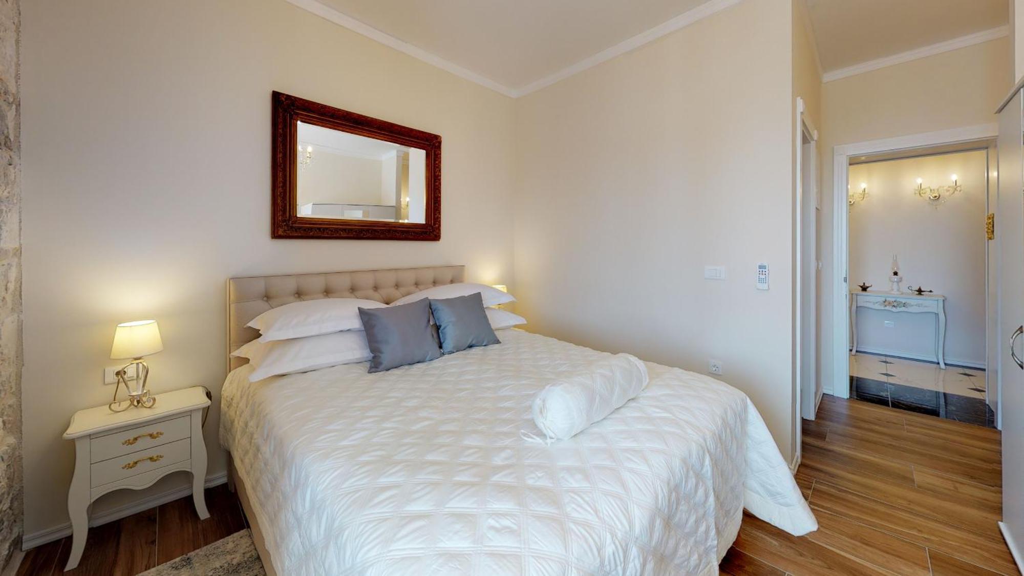 Chrysanta Apartments Split Eksteriør billede